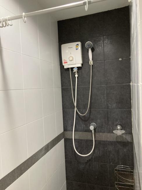 A Space Asoke-Ratchada เครื่องทำน้ำอุ่น.jpg