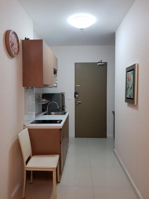 Ideo Mix Phaholyothin มุมครัว.jpg