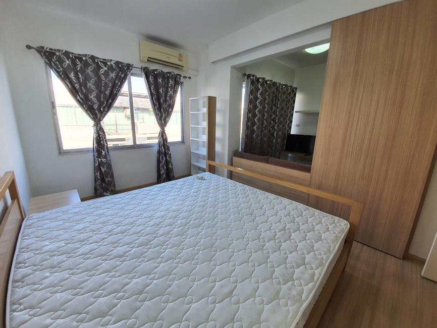 A Space Play Ratchada-Sutthisarn เตียง.jpg