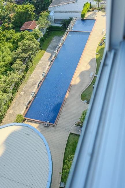 Supalai Park Ratchaphruek-Phetkasem สระน้ำ.jpg