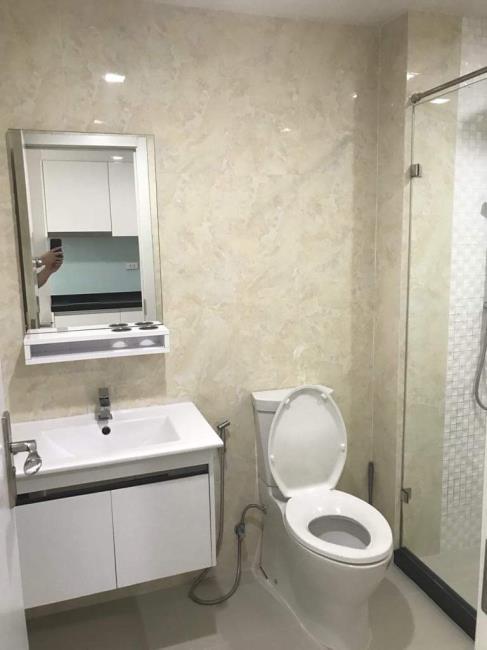 Mayfair Place Sukhumvit 64 ห้องน้ำ.JPG