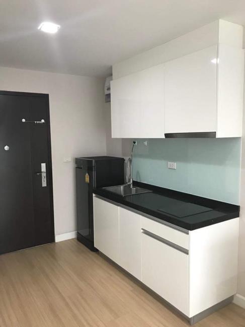 Mayfair Place Sukhumvit 64 ครัว (2).JPG