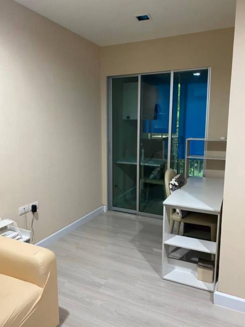 Metro Luxe Kaset โต๊ะ.jpg