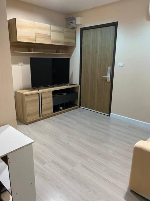 Metro Luxe Kaset ทีวี.jpg