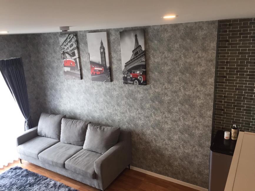 Lumpini Ville Sukhumvit 76 โซฟา.jpg