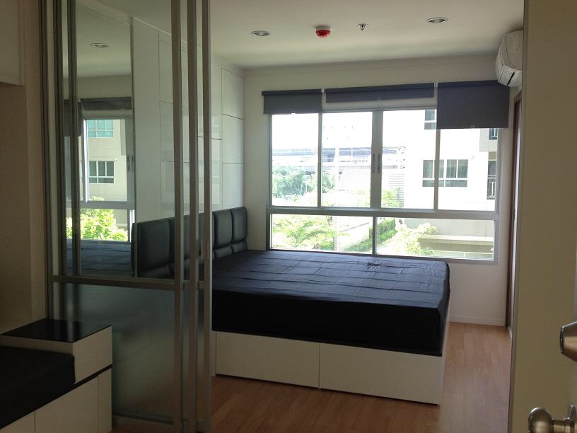 Lumpini Mega City Bangna เตียง.jpg
