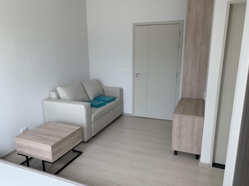 Unio Sukhumvit 72 (Phase 2) โซฟา.jpg