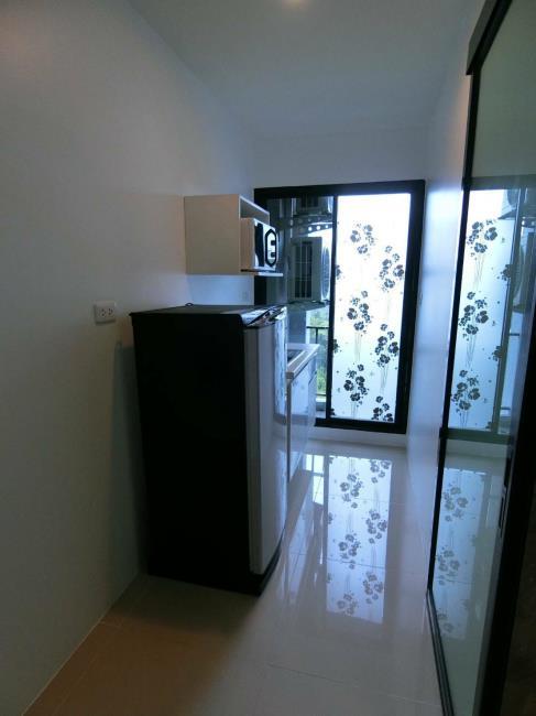 B Loft Sukhumvit 115 ครัว.jpg