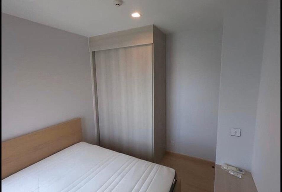 Whizdom Connect Sukhumvit ตู้เสื้อผ้า.jpg