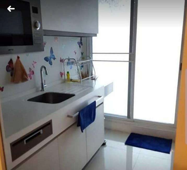 The Room Sathorn-Taksin มุมครัว.jpg