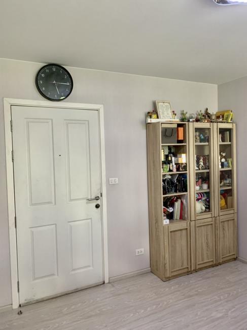 Aspire Sathorn-Taksin (Brick Zone) ตู้.jpg