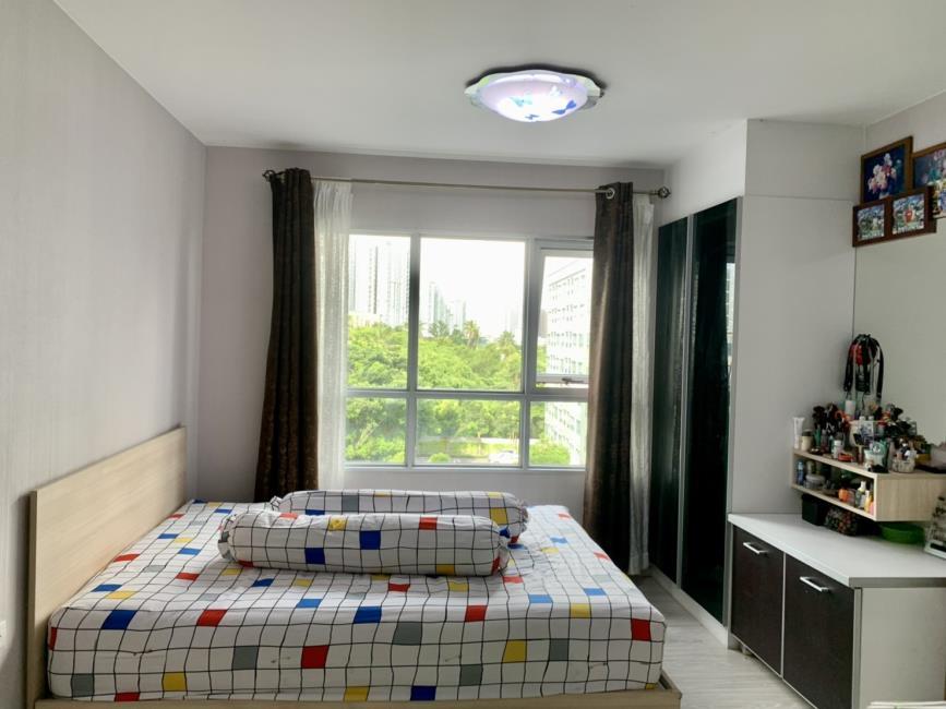 Aspire Sathorn-Taksin (Brick Zone) เตียง.jpg