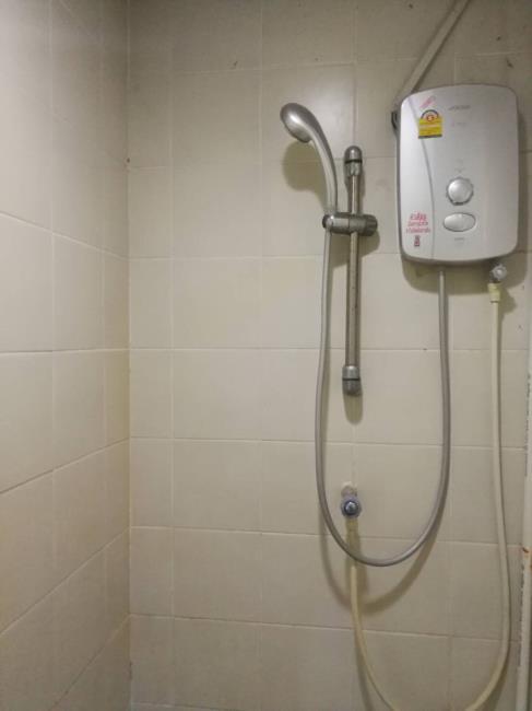 Country Complex เครื่องทำน้ำอุ่น.jpg