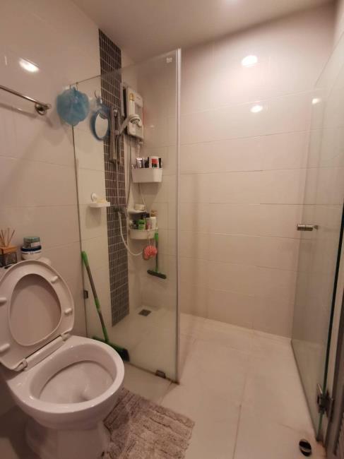 Present Condo Ekachai 32 ห้องน้ำ.jpg