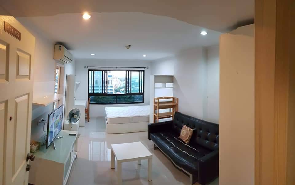 Lumpini Place Phahol-Saphankhwai  ภายในห้อง.jpg