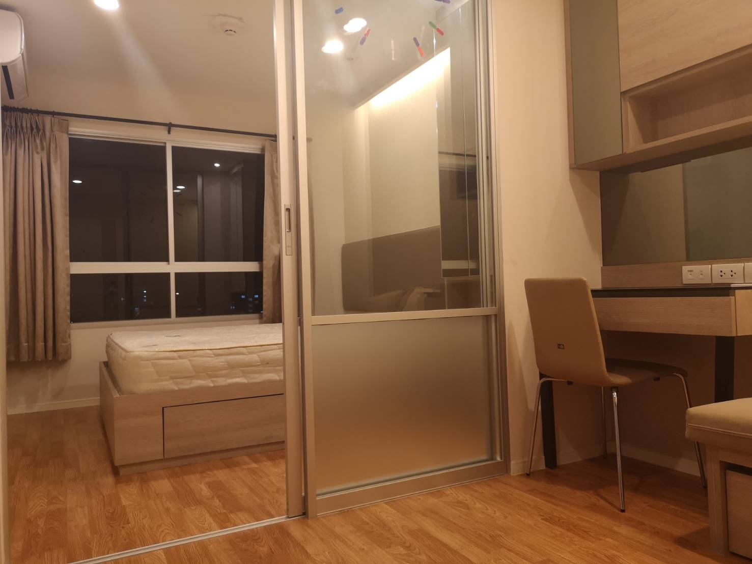 Lumpini Mixx Thepharak - Srinakarin  ภายในห้อง.jpg