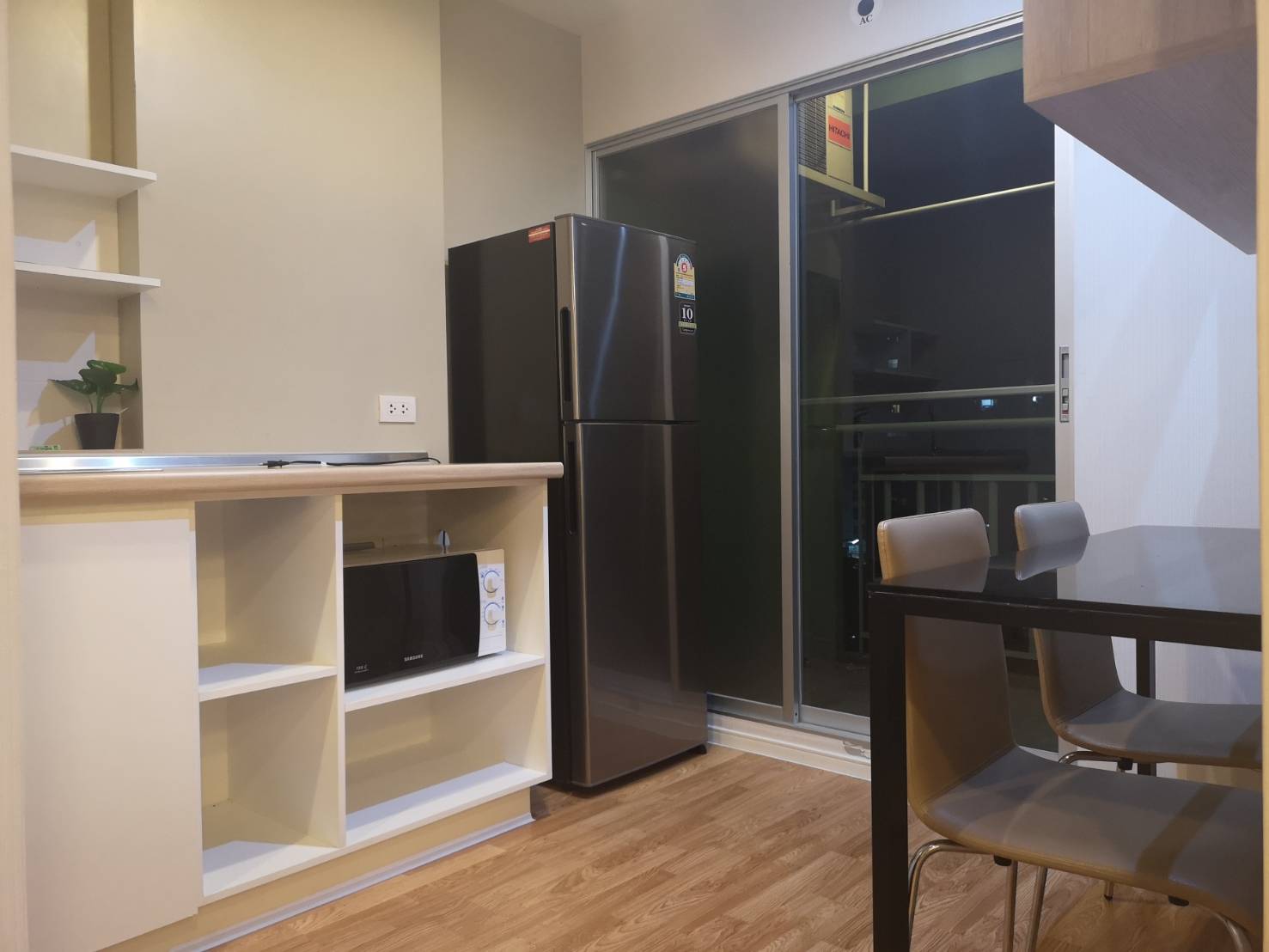 Lumpini Mixx Thepharak - Srinakarin  ครัว.jpg