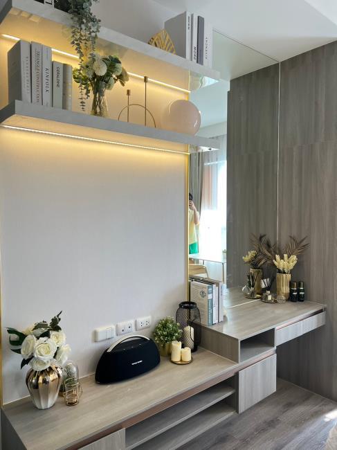 Knightsbridge Prime Onnut  โต๊ะเครื่องแป้ง.jpg