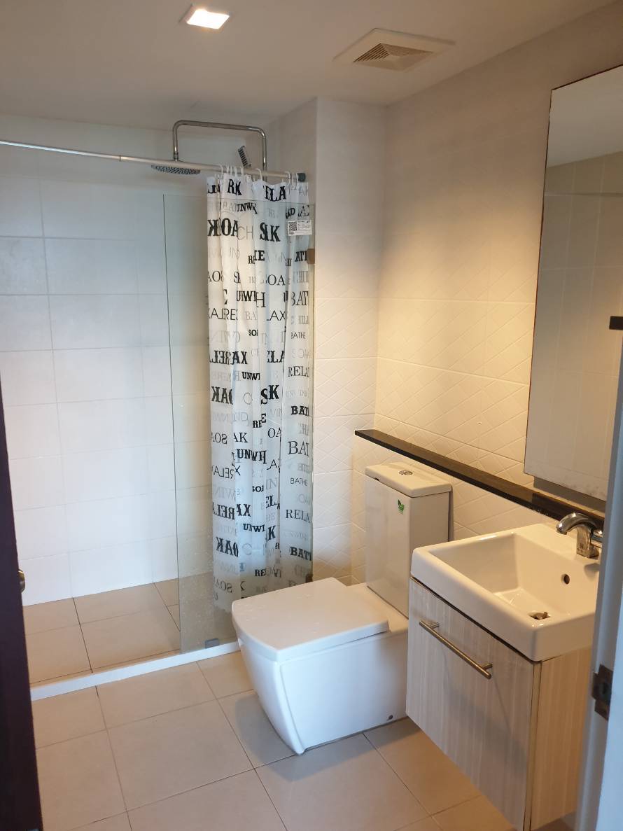 Knightsbridge Bearing  ห้องน้ำ.jpg