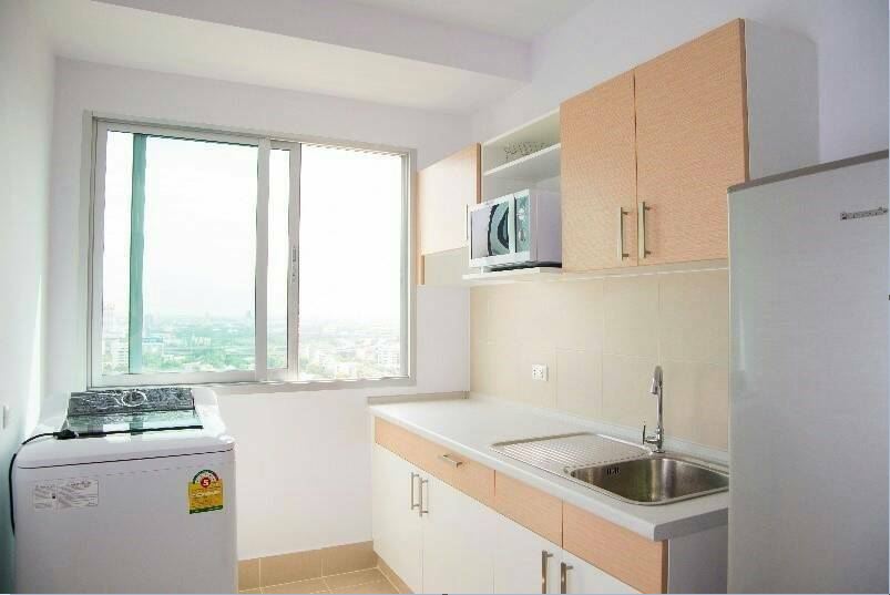 Supalai Park Ekkamai-Thonglor ครัว1.JPG