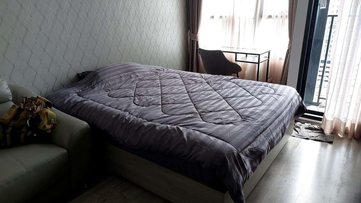 Knightsbridge Prime Onnut เตียง.jpg