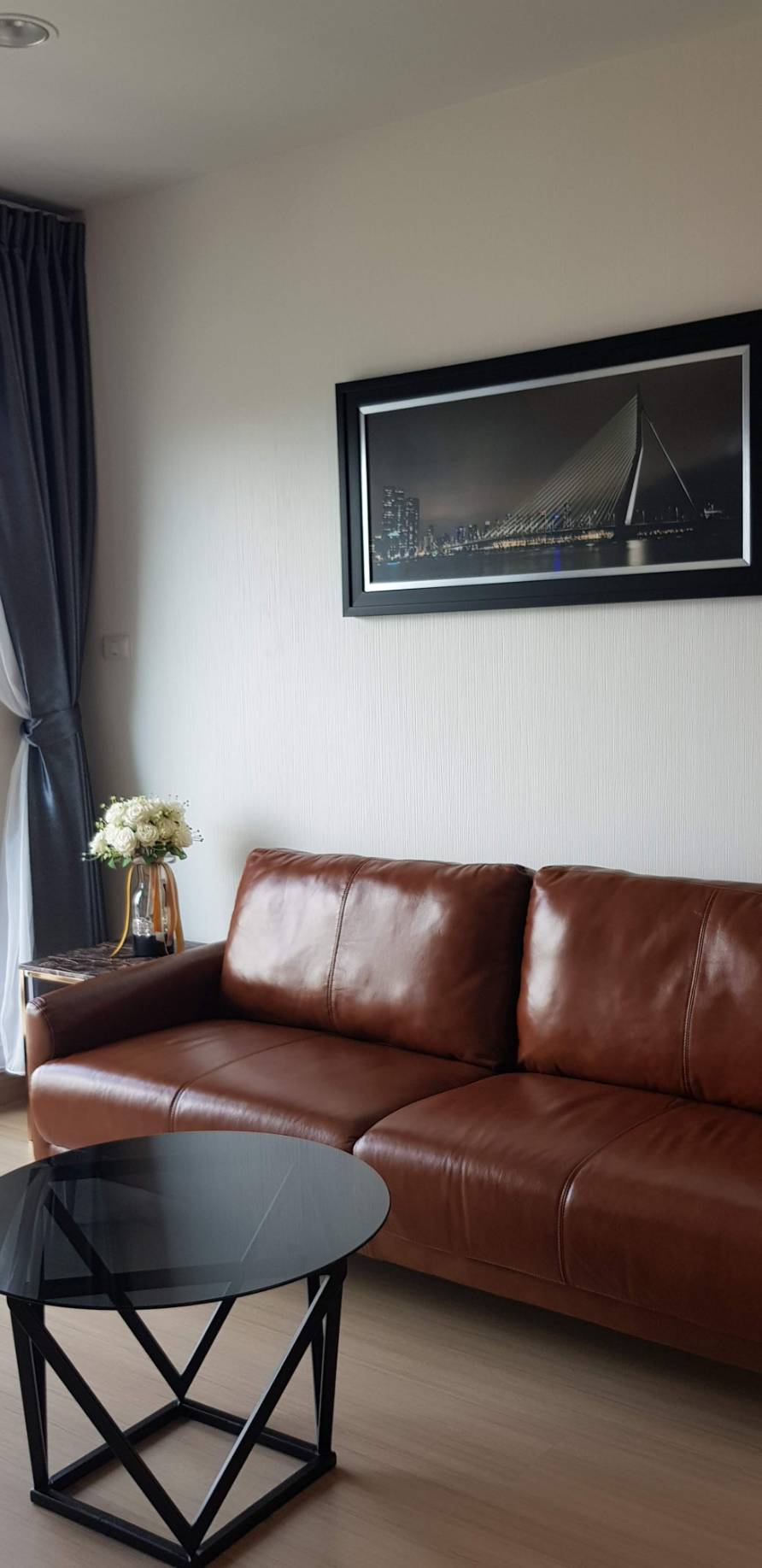 Supalai Loft @Talat Phlu Station โซฟา.jpg