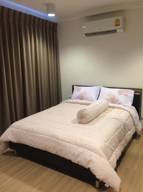 Chateau In Town Ratchada 10 เตียง.jpg