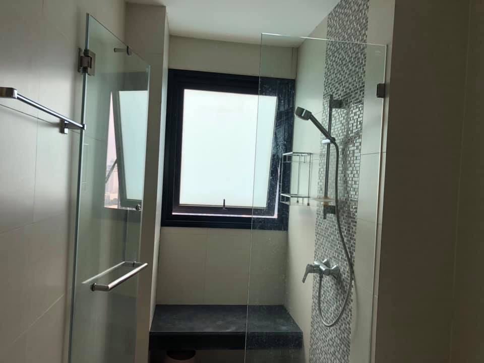 Condolette Midst Rama 9 ห้องอาบน้ำ.jpg