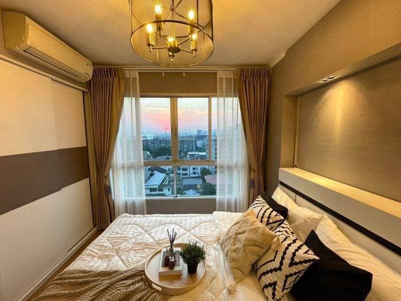 Lumpini Place Rama 4-Kluaynamthai เตียงนอน.jpg
