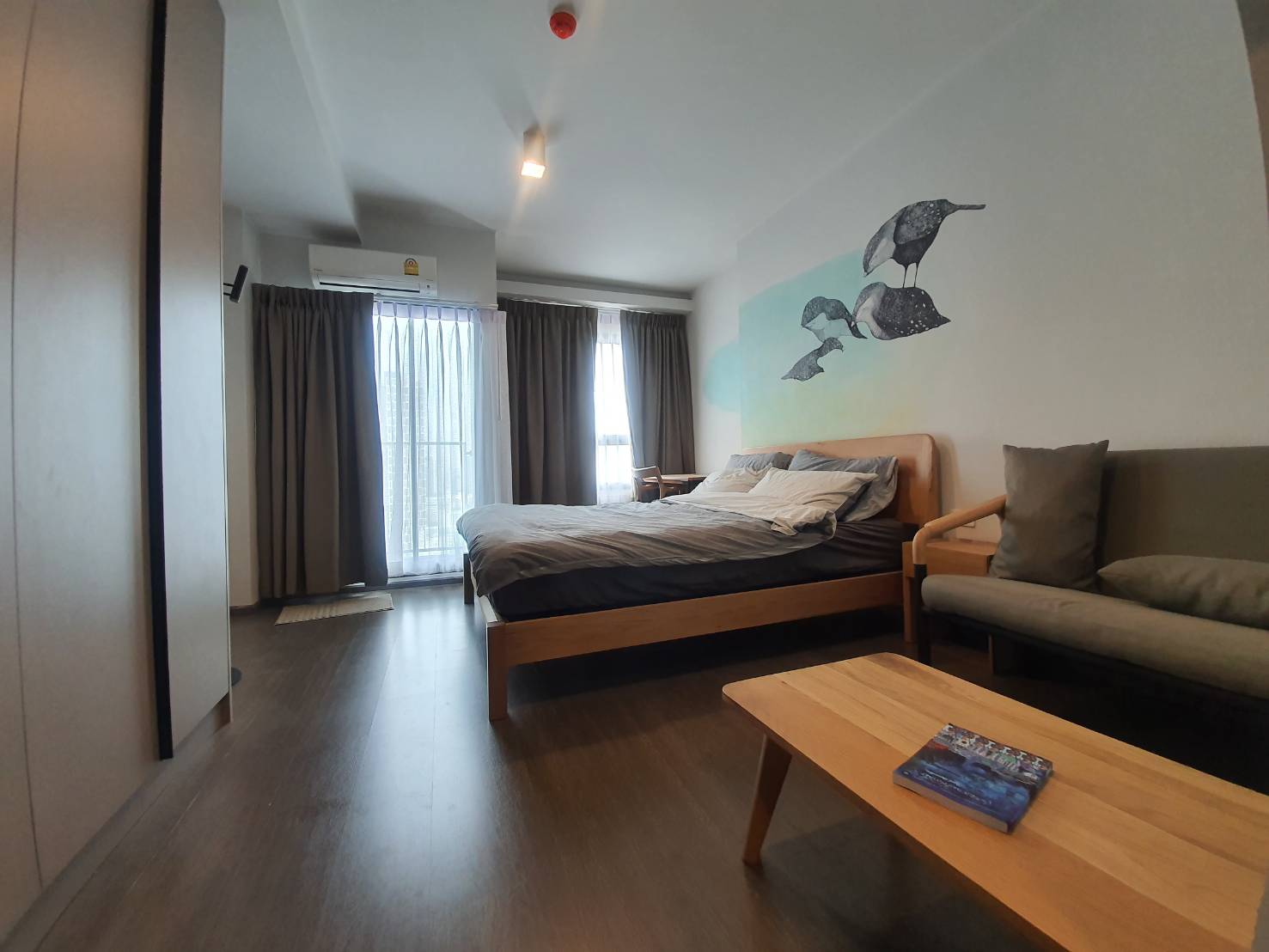 IDEO Sukhumvit 93 มุมเตียง ในห้อง.jpg