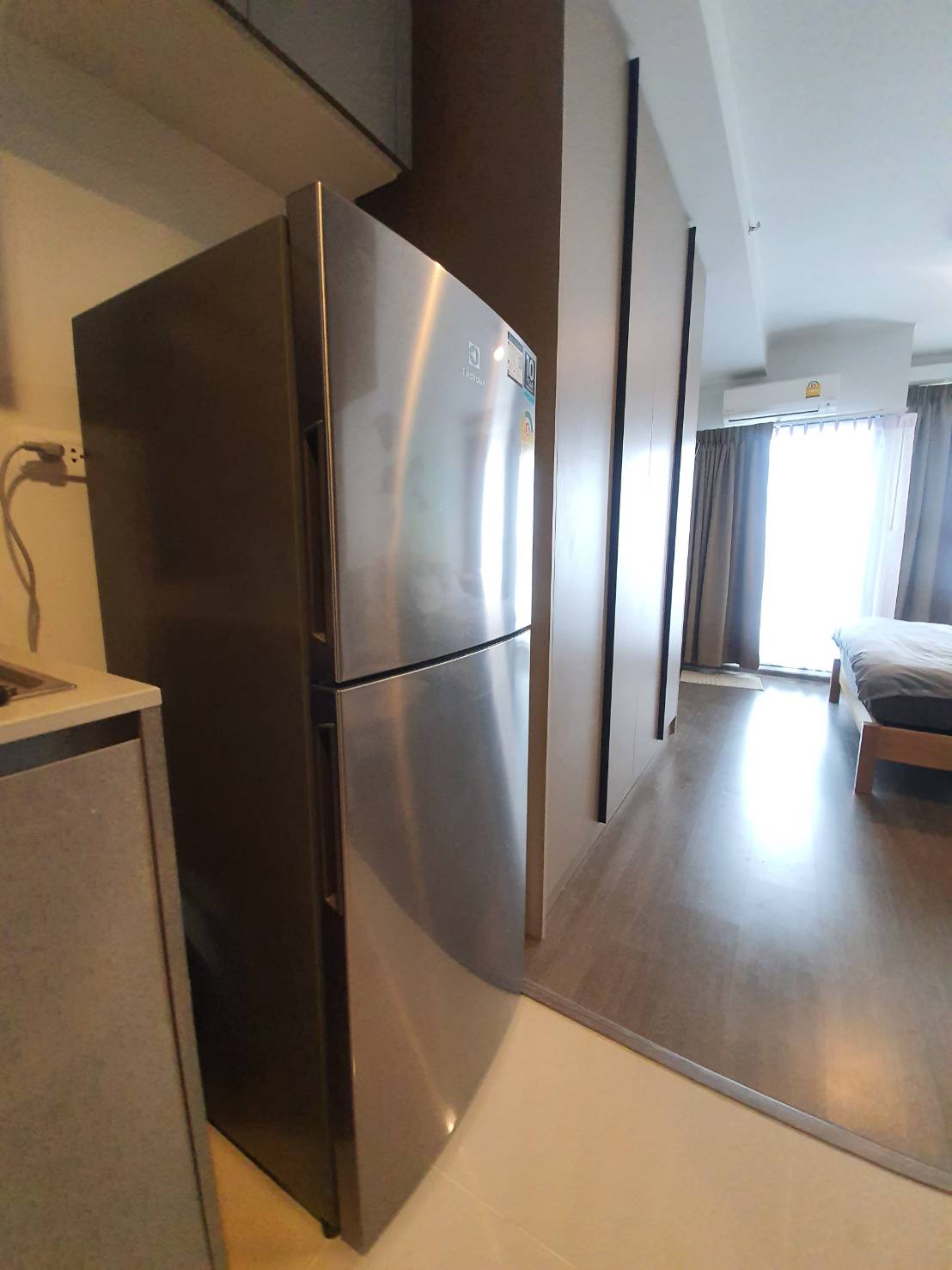 IDEO Sukhumvit 93 ตู้เย็น ตู้เสื้อผ้า.jpg