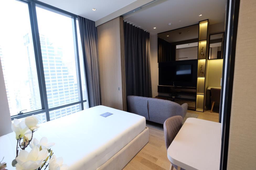 Ashton Silom  ห้องนอน.jpg