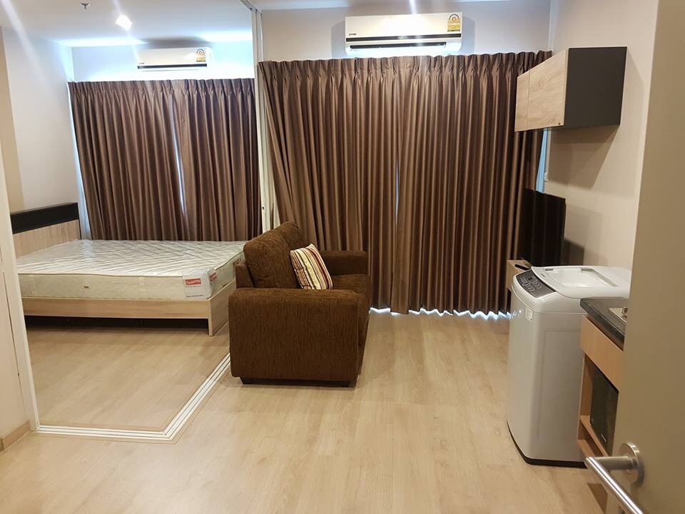 The Tempo Grand Sathorn-Wutthakat  ภายในห้อง.jpg