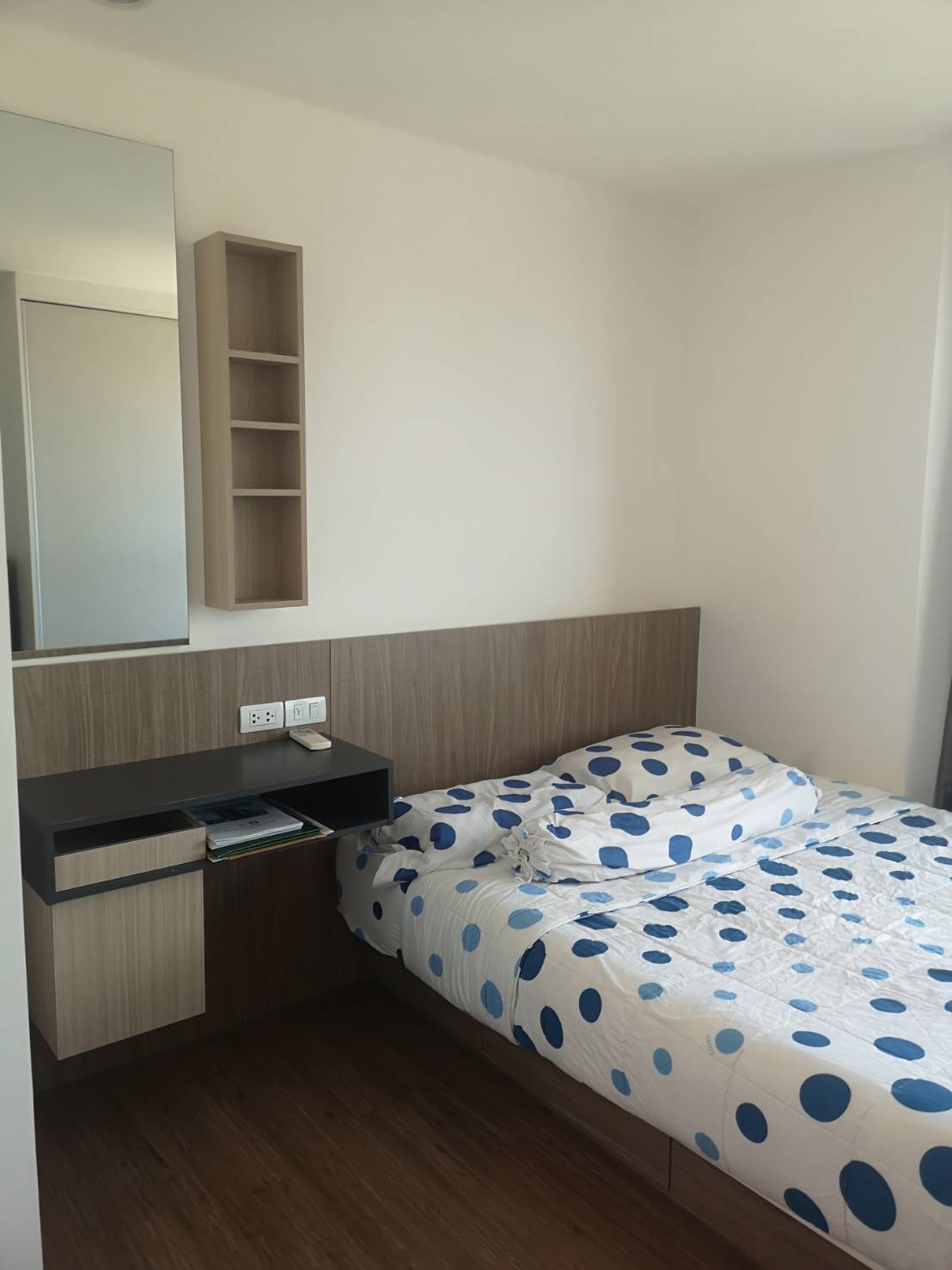 U Delight @Talat Phlu Station เตียง.jpg