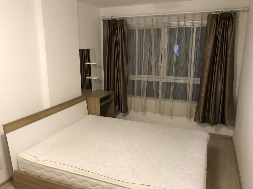 Elio Condo Sukhumvit 64 เตียง.jpg