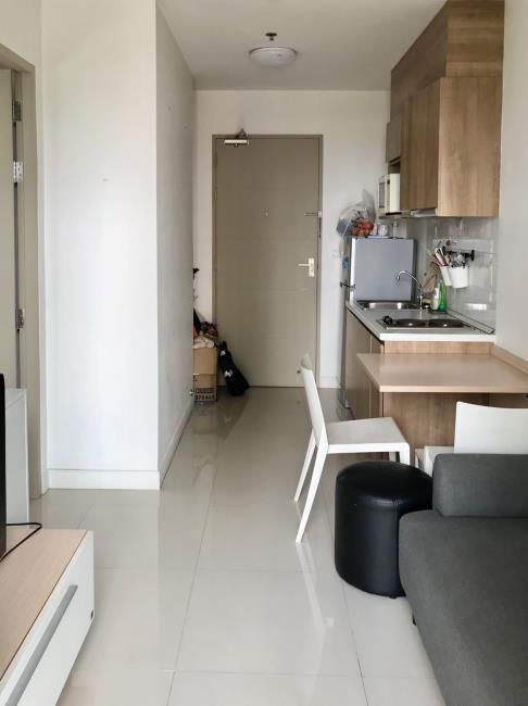 Ideo Mix Sukhumvit 103 โตีะอาหาร ครัว.jpg