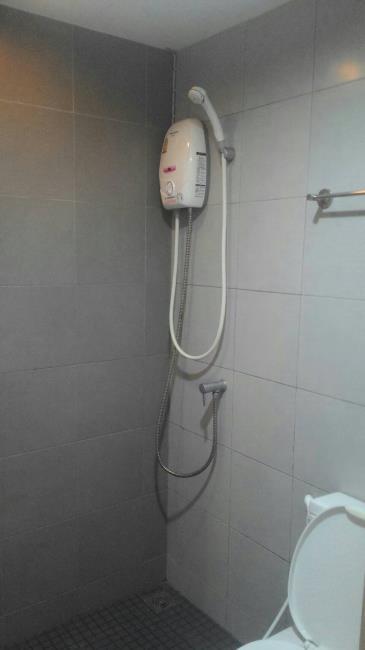 Elio Condo Sukhumvit 64 ห้องน้ำ.jpg