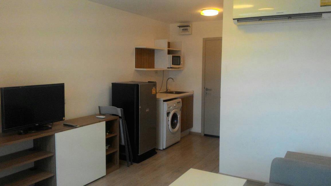 Elio Condo Sukhumvit 64 ทีวี ครัว.jpg