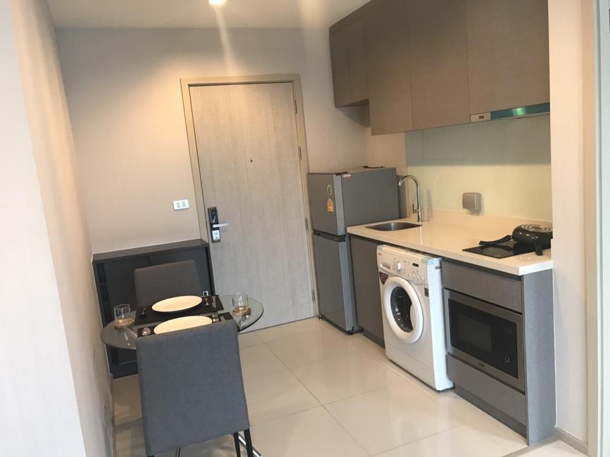 Room 55210_170822_0008.jpg