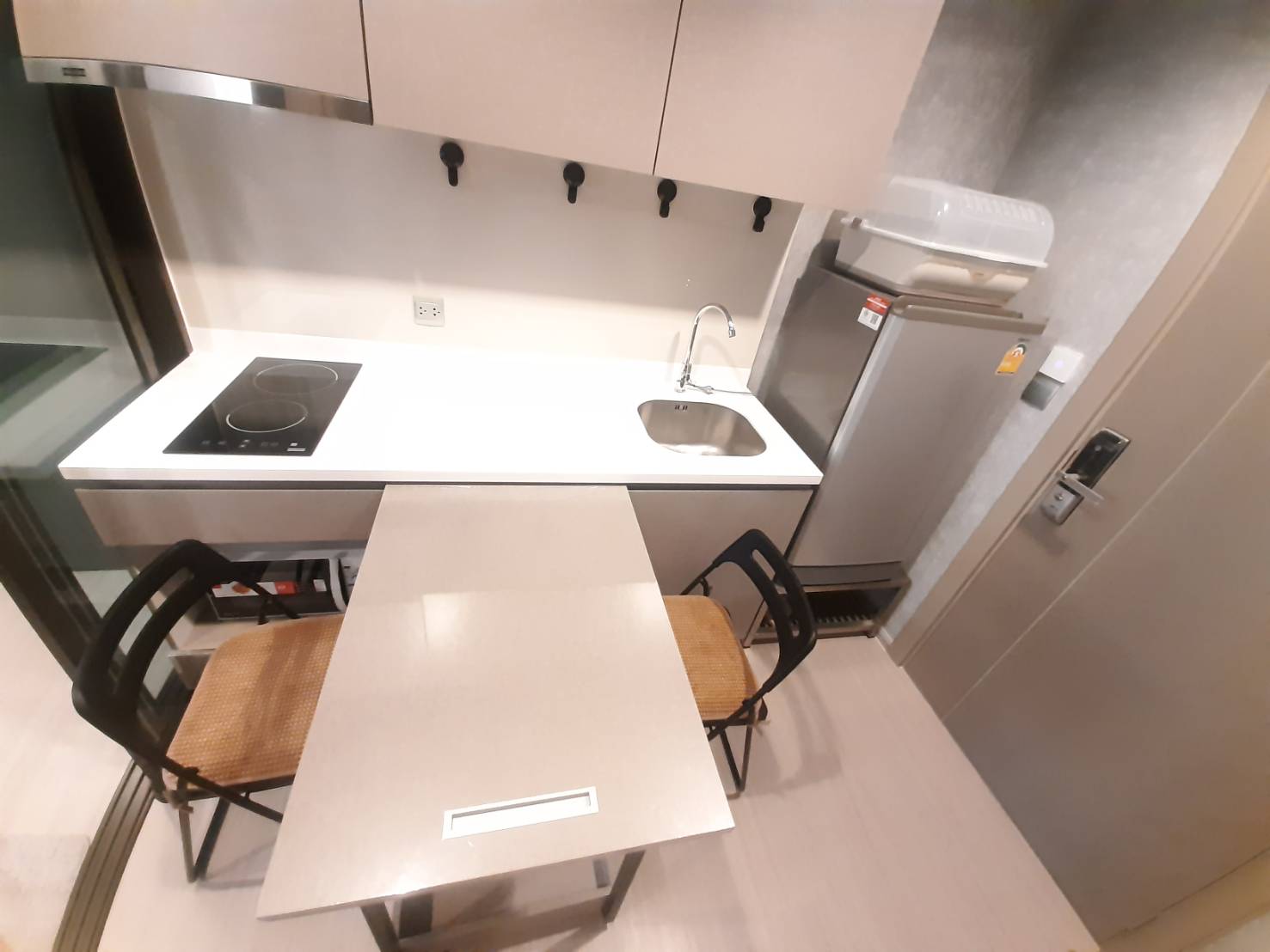 LIFE Asoke - Rama 9 ครัว.jpg