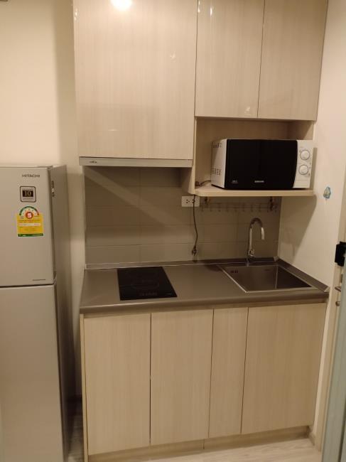 Ideo Mobi Sukhumvit Eastgate  ครัว.jpg