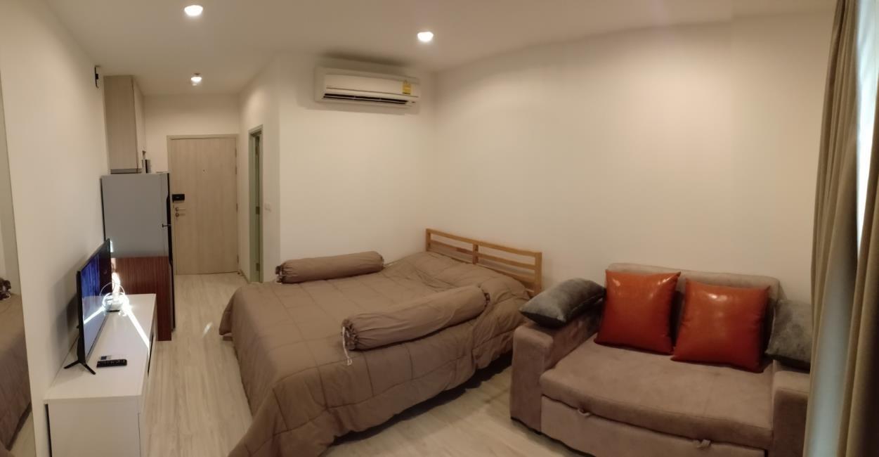 Ideo Mobi Sukhumvit Eastgate  โซฟา เตียง.jpg