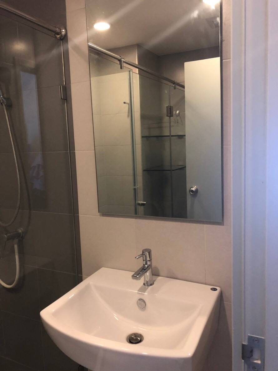 (ไอดีโอ สุขุมวิท 93) อ่างล้างหน้าๆ.jpg