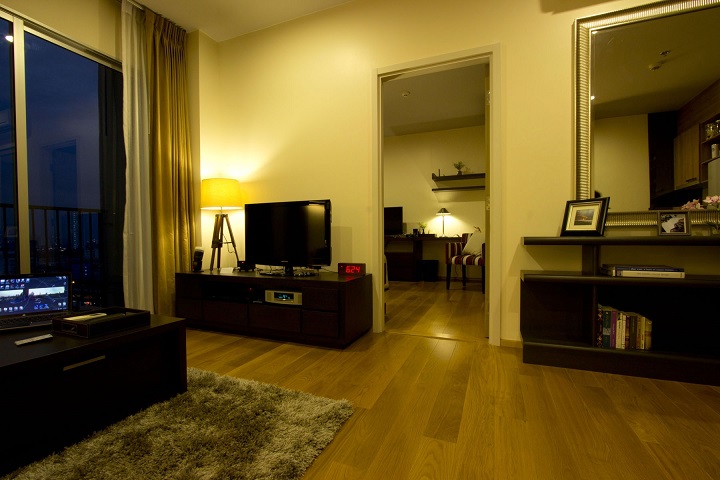 (ไฮฟ์ ตากสิน) ทีวี-40.jpg