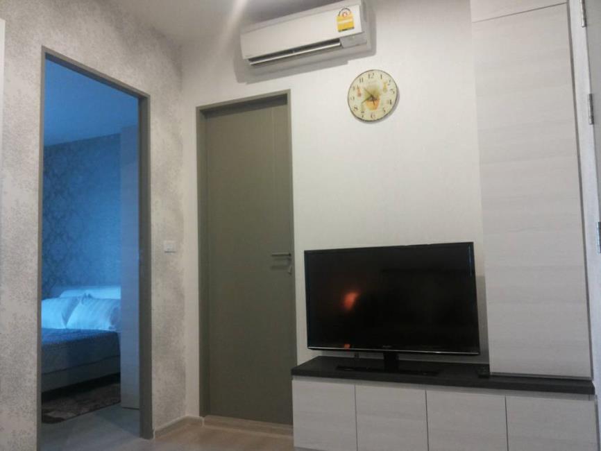 Life Ratchadapisek ทีวี.jpg