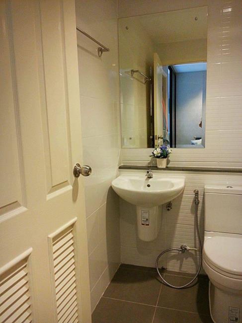 บี รีพับบลิค  ภายในห้องน้ำ.jpg