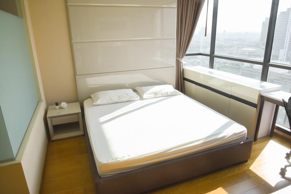 ดิ แอดเดรส สาทร  ห้องนอน.jpg