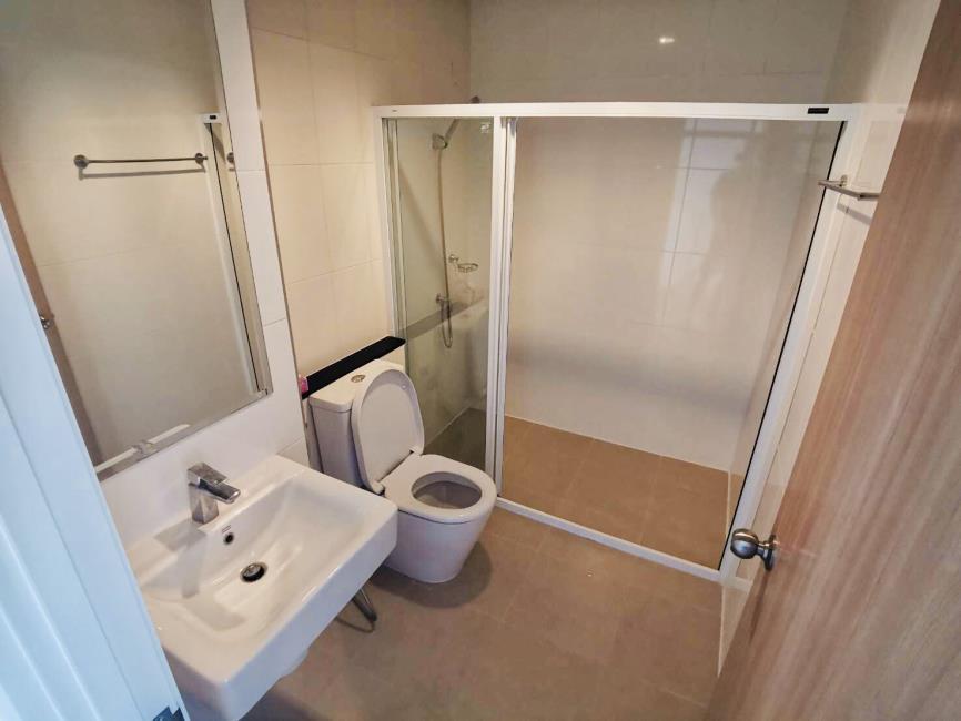 Knightsbridge Sky River Ocean ภายในห้องน้ำ.jpg