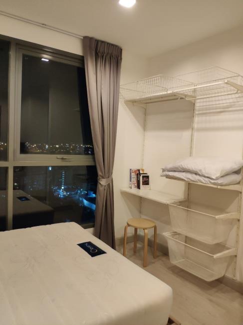 Ideo Mobi Sukhumvit ปลายนเตียง.jpg