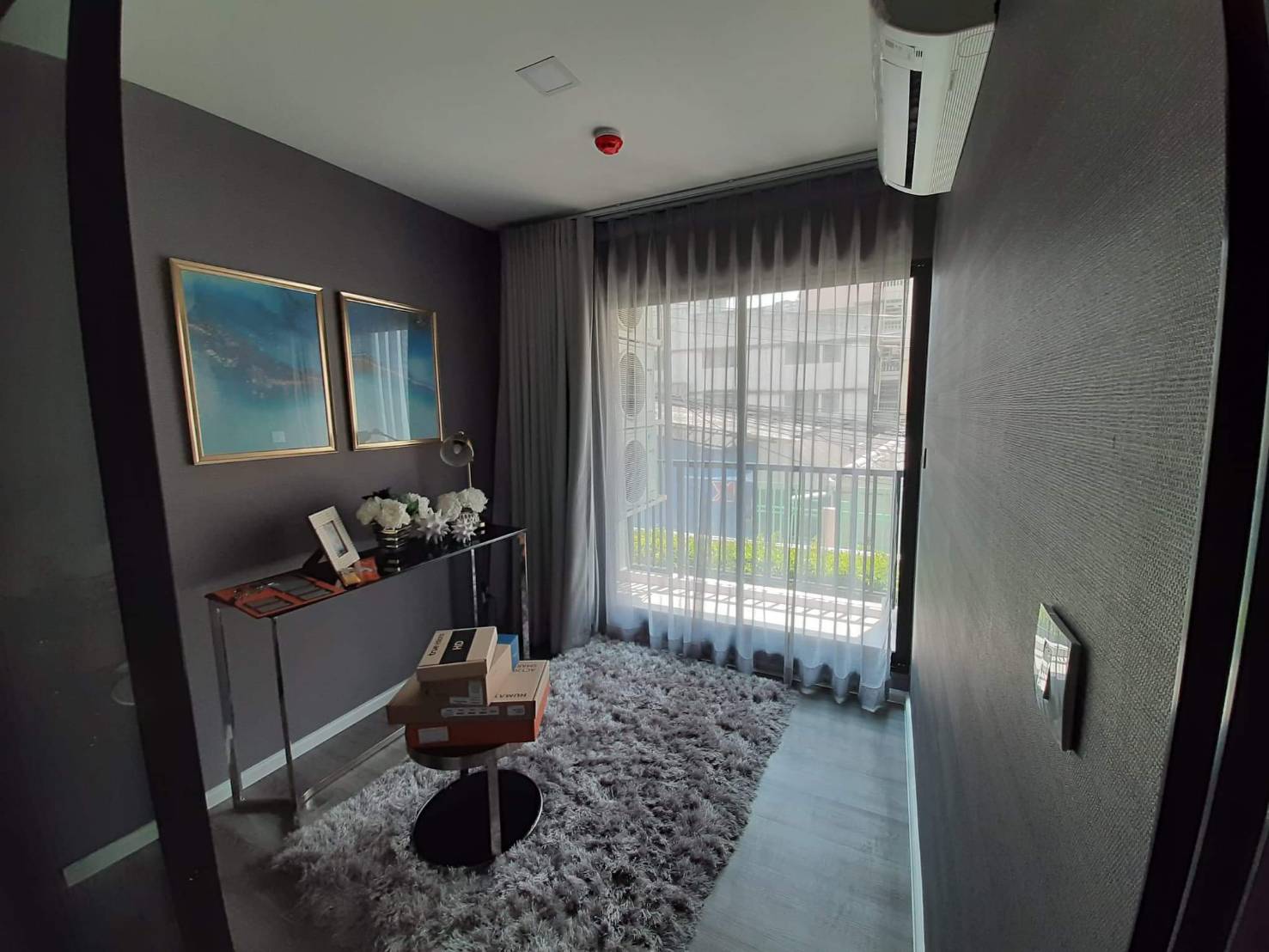 (คอนโด นอตติ้ง ฮิลล์ จตุจักร อินเตอร์เชนจ์) ระเบียง.jpg